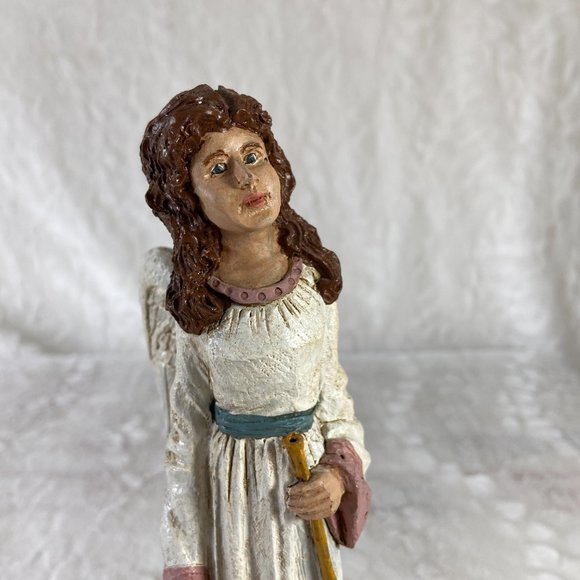 TNT 1993 Item 3531 Painted finished Pecan Resin Angel with Horn - Picture 5 of 10